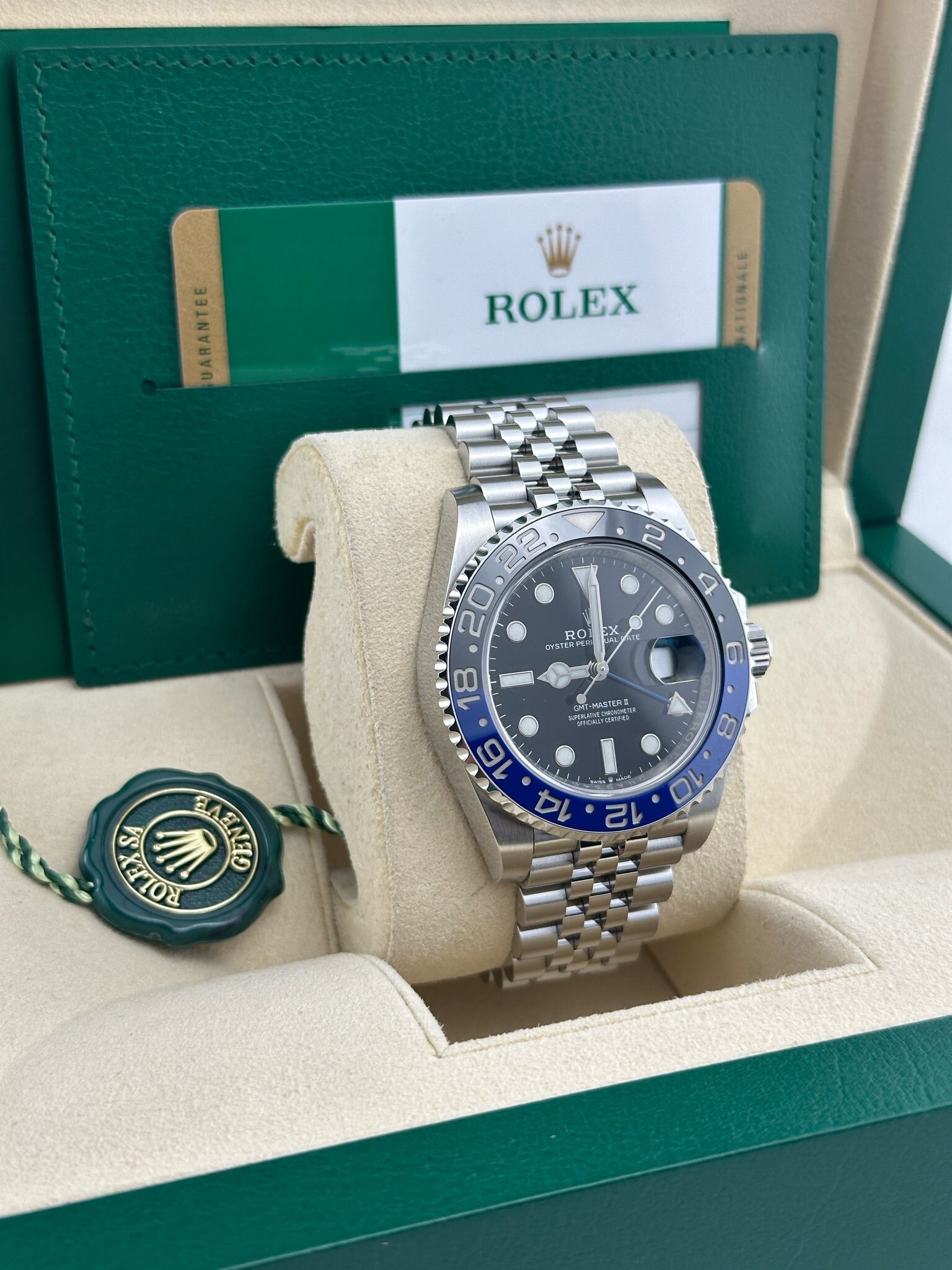 Rolex GMT Master II Batgirl 40mm 126710BLNR - Image 3