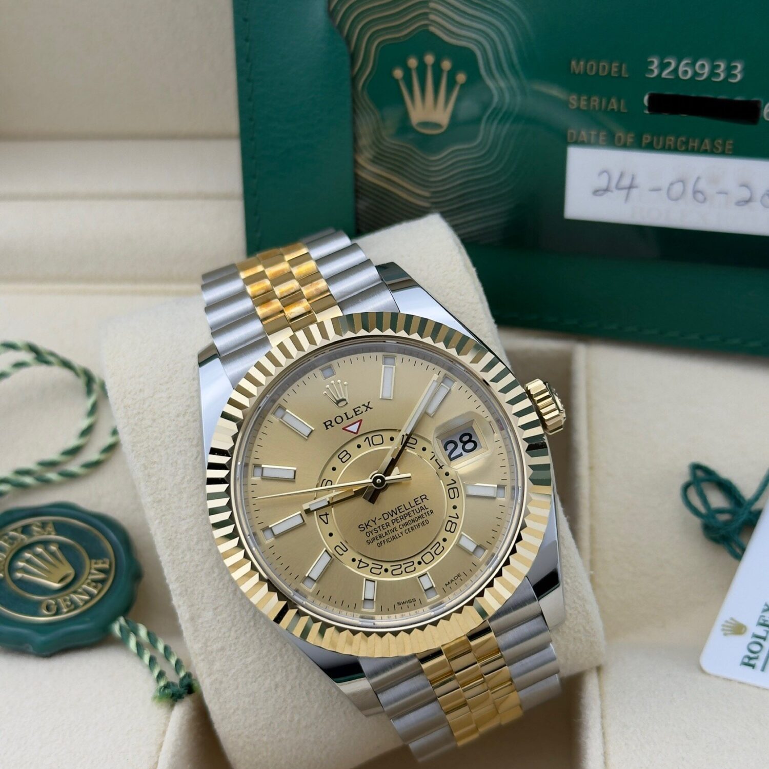 Rolex Sky-Dweller Champagne Dial 42mm 326933