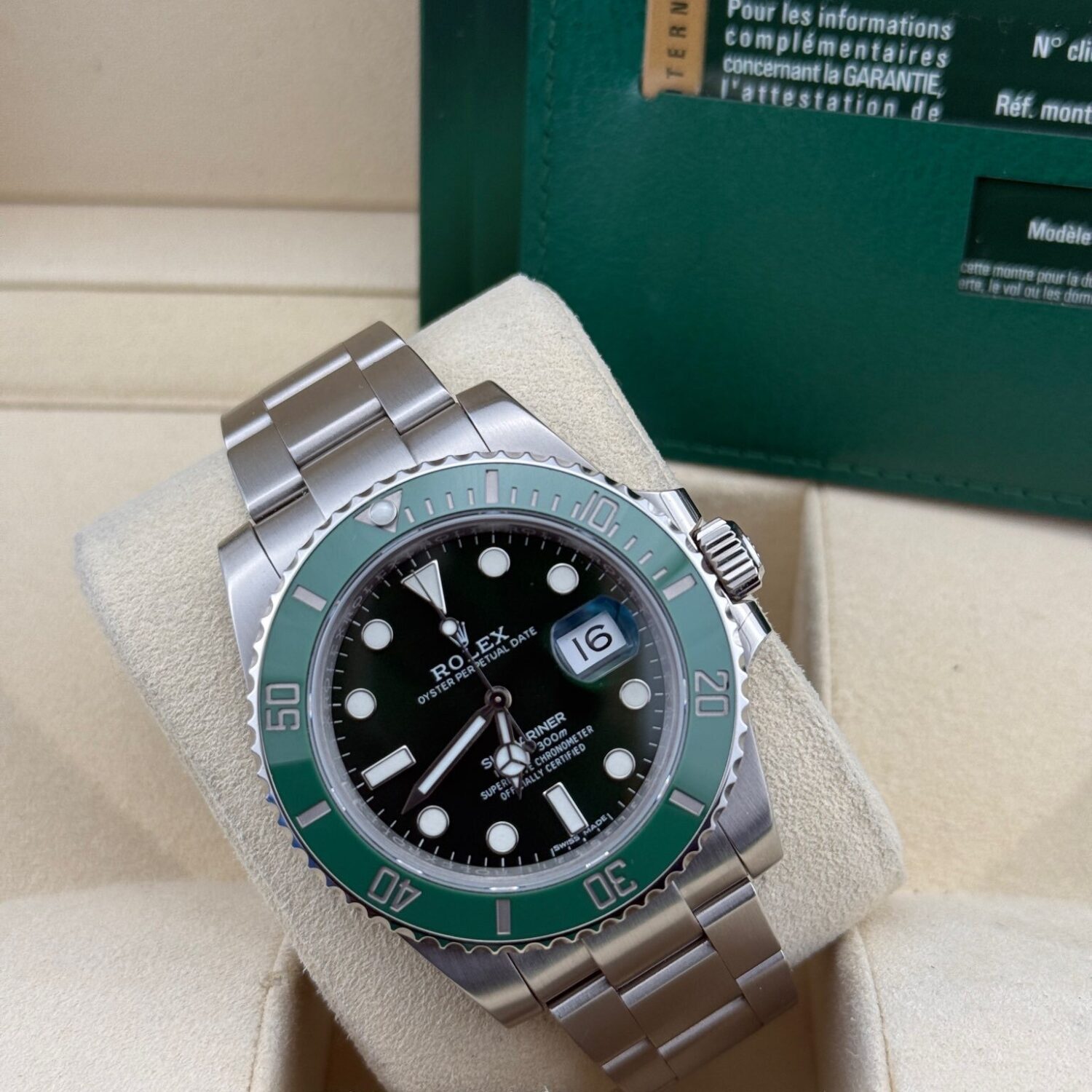 Rolex Submariner Hulk 40mm 116610LV